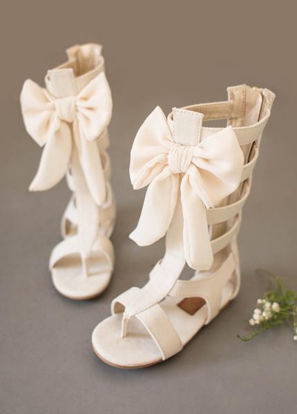 Alexa Gladiators in Gardenia