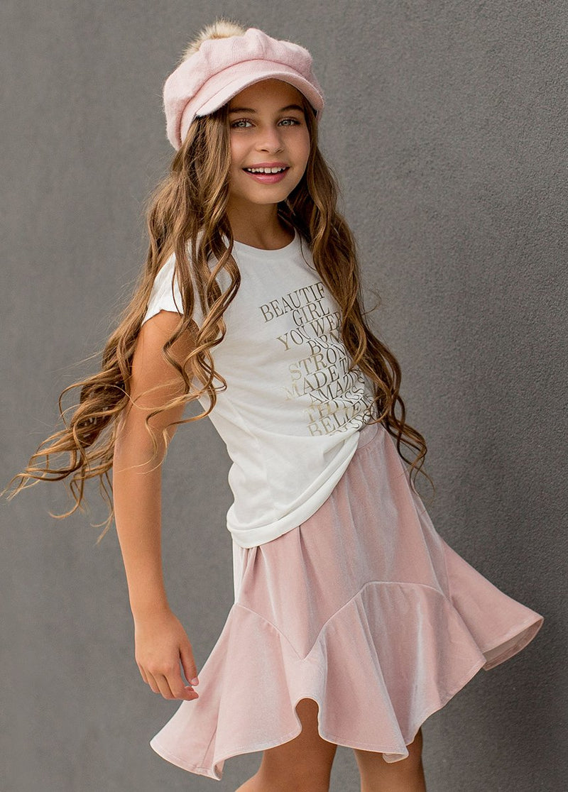 Amazing Things Graphic Tee in Cream
