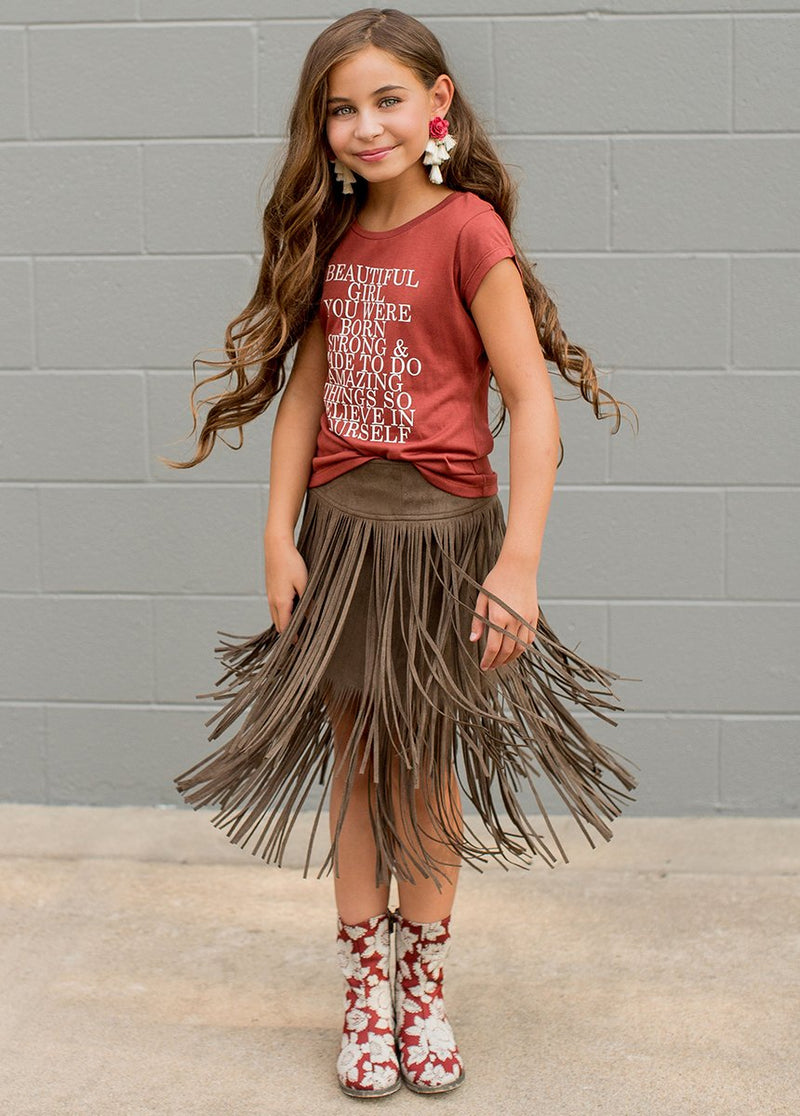 Amazing Things Graphic Tee in Rust