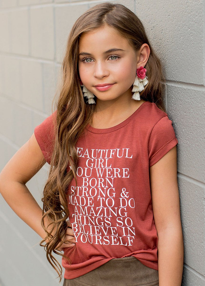 Amazing Things Graphic Tee in Rust