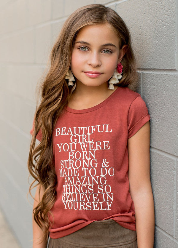 Amazing Things Graphic Tee in Rust