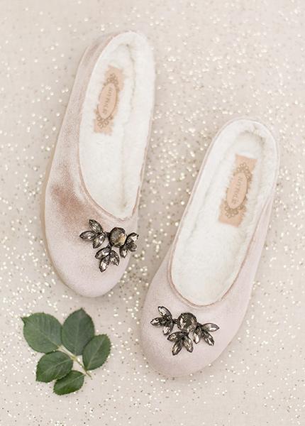 Amaya Slipper in Champagne 