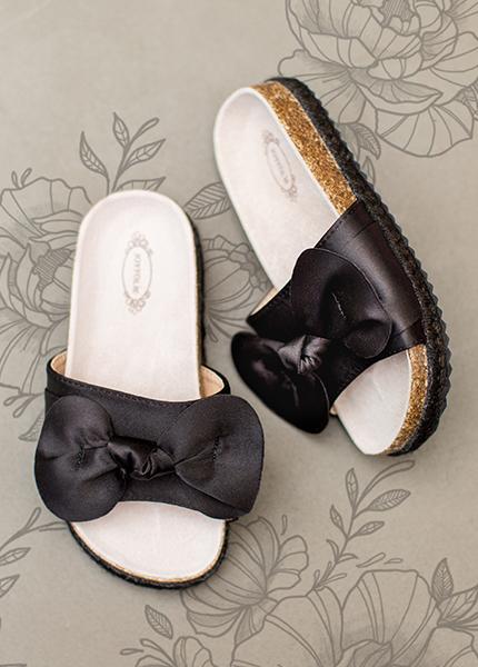 Ana Bow Slide in Black