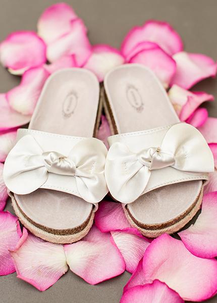 Ana Bow Slide in Cream