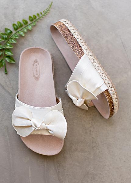 Ana Bow Slide in Cream