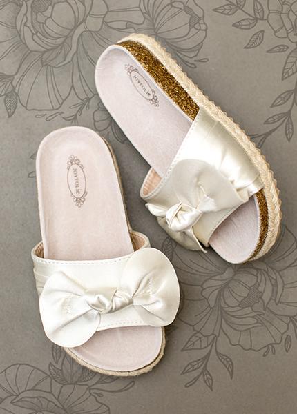 Ana Bow Slide in Cream
