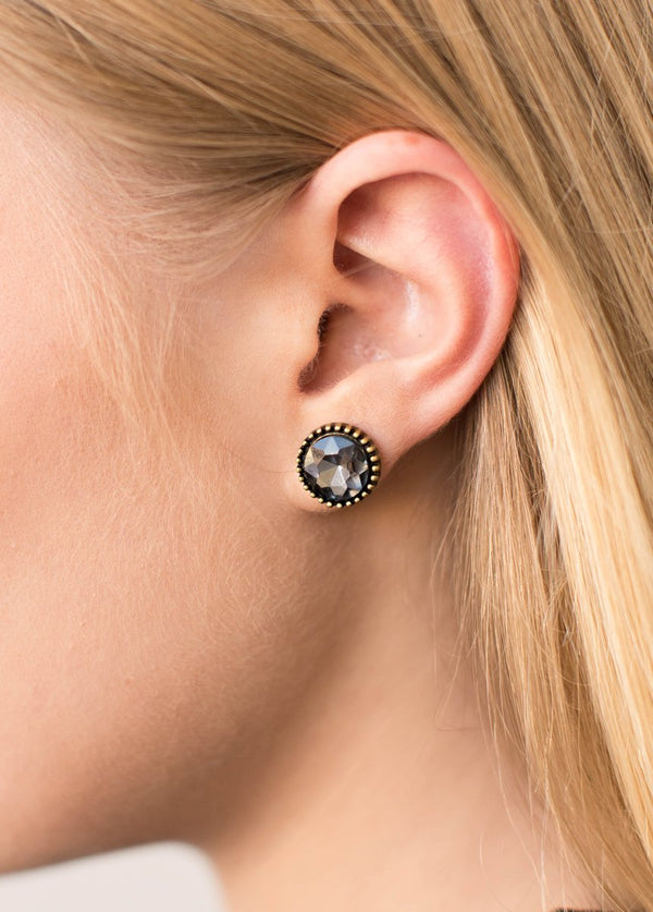 Antiquity Earrings in Smoke