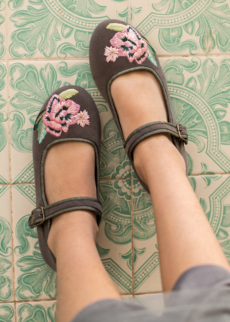 *NEW* Brielle Mary Jane in Gray Multi