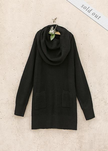Women's Callie Sweater Tunic in Black Size XS