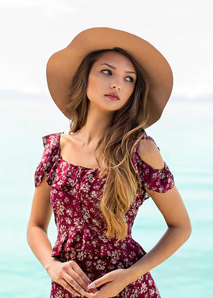 Carmen Top in Crimson Floral
