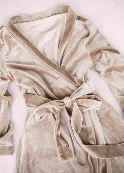 Francesca Robe in Champagne
