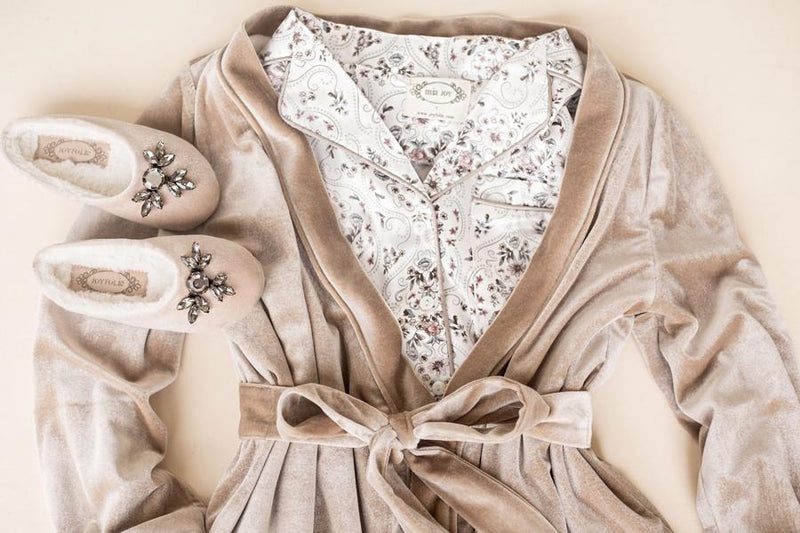 Francesca Robe in Champagne