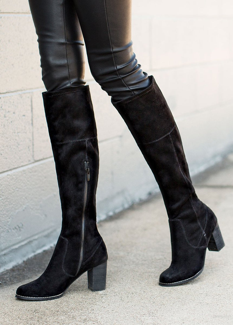 Ciele Boot in Black