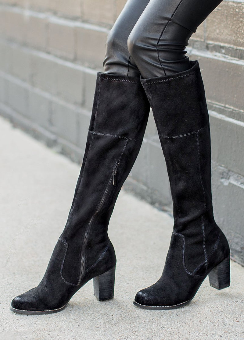 Ciele Boot in Black