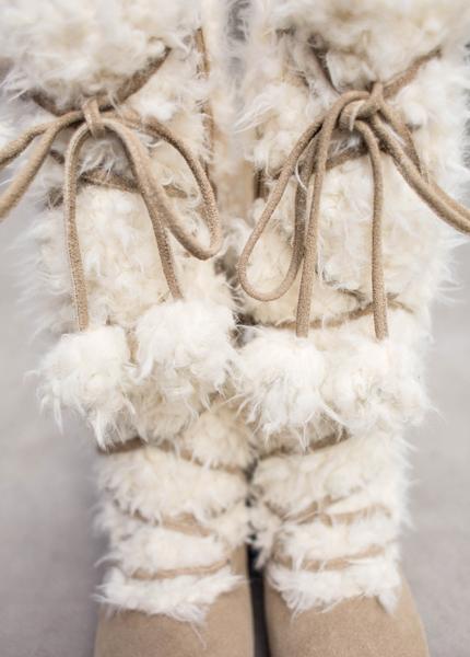 Belinda Fur Boots in Cream
