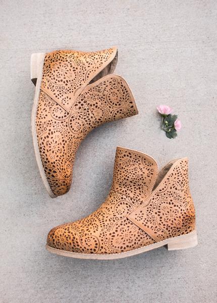 Daisy Booties in Leather