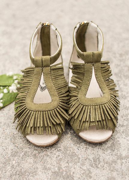 Delia in Olive