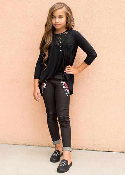 Dionne Top in Black