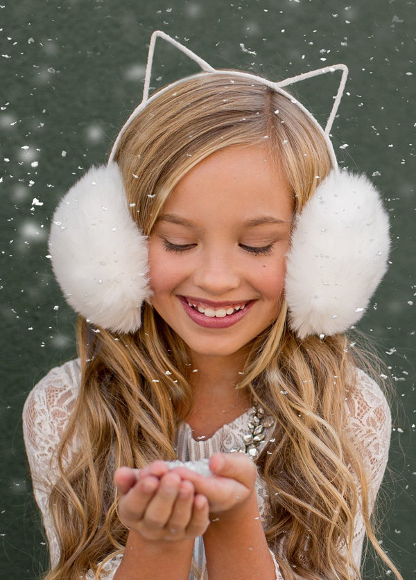Macie Earmuffs in Cream