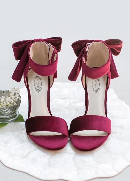 Evelyn Heel in Cranberry