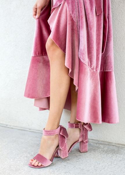 Evelyn Heel in Rose