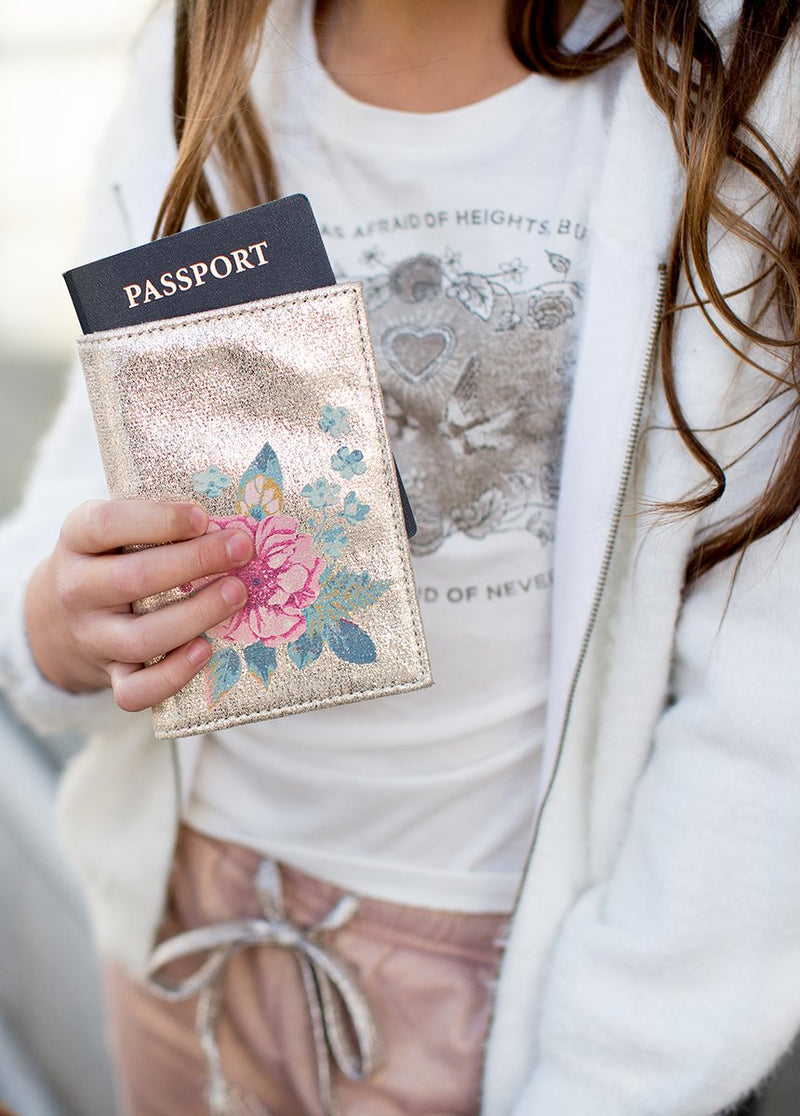 *NEW* Au Revoir Floral Passport Case in Metallic