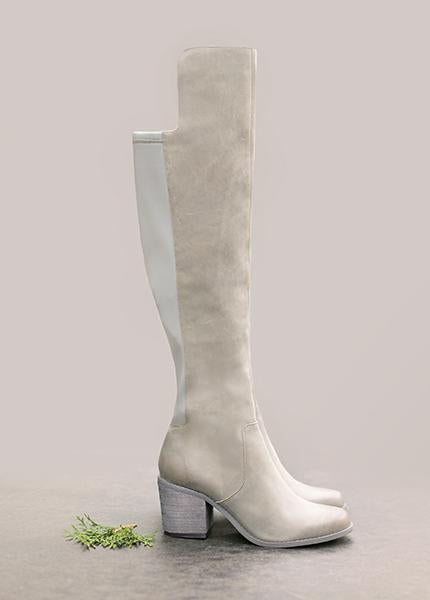 *SOLD OUT* Women's Grayson Boot in Gray Size 9