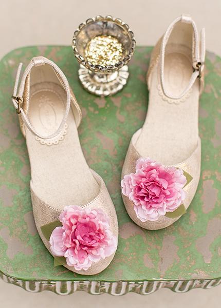 Hailey Flat in Blush
