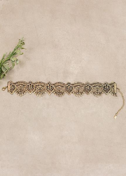 Juniper Choker