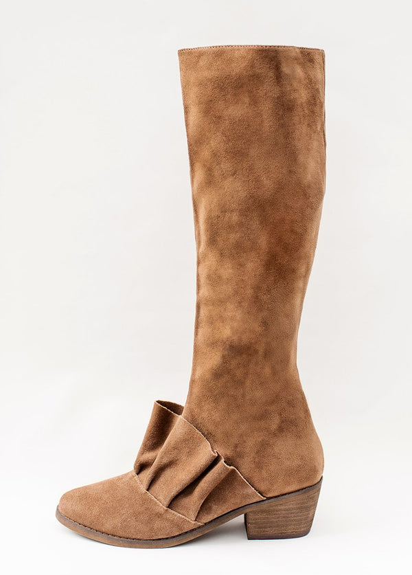 Kaiya Boot in Rust