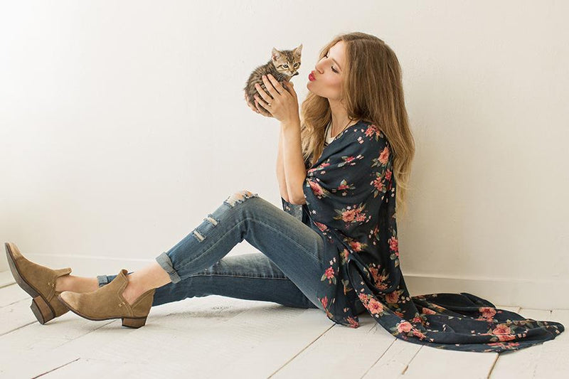Women's Lara Duster in Indigo Floral