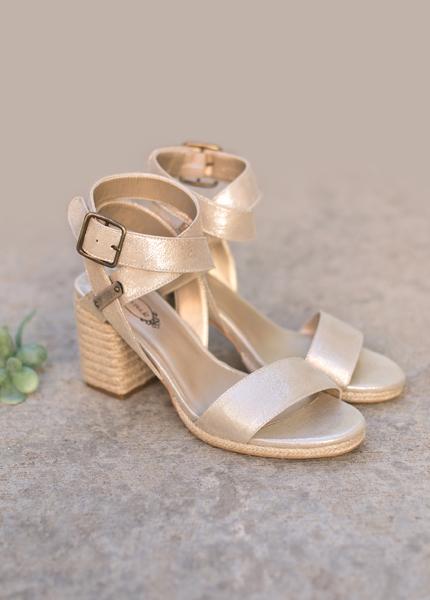 Liora Heel in Gold