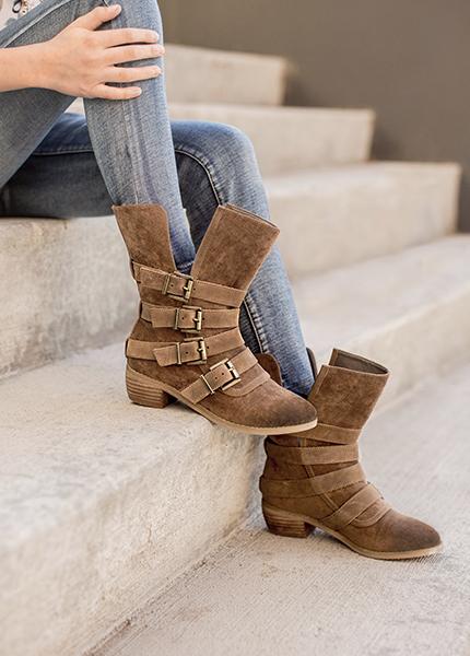 Londyn Boot in Tan