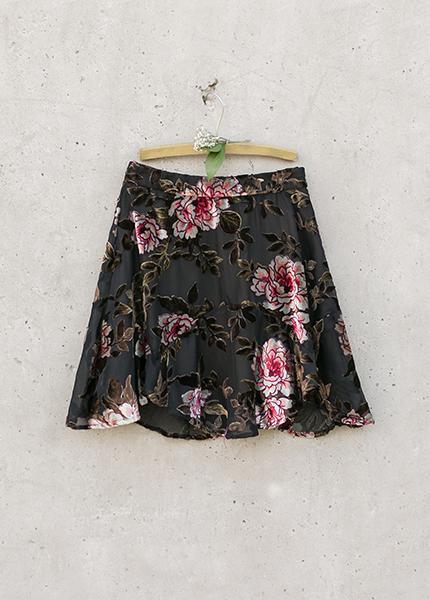 Maeve Skirt in Wild Rose Size 7