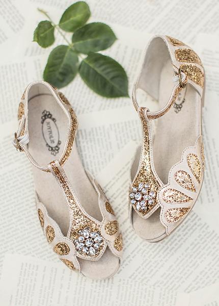 Mari Flat in Gold