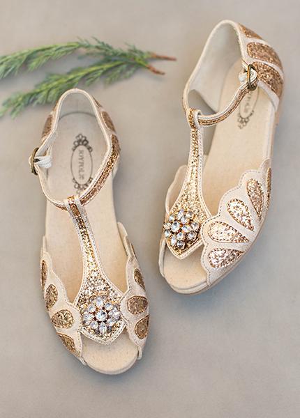 Mari Flat in Gold