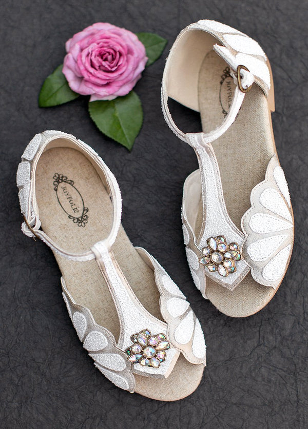Mari Flat in Cream