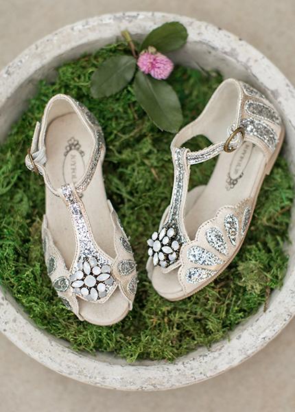 Mari Flat in Silver