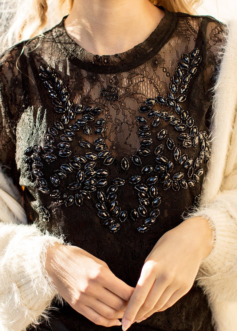 Monet Top in Black