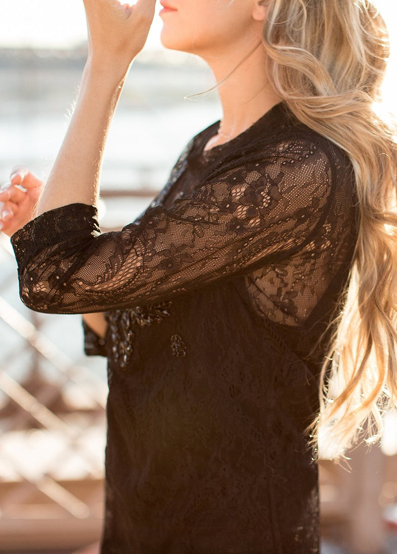 Monet Top in Black