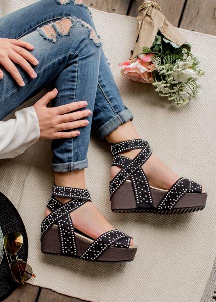Odette Platform in Black