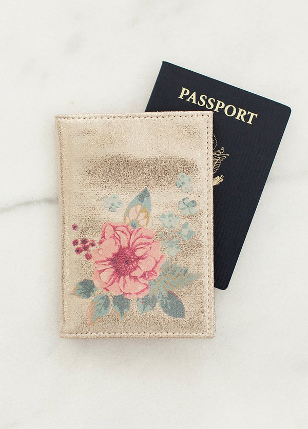*NEW* Au Revoir Floral Passport Case in Metallic