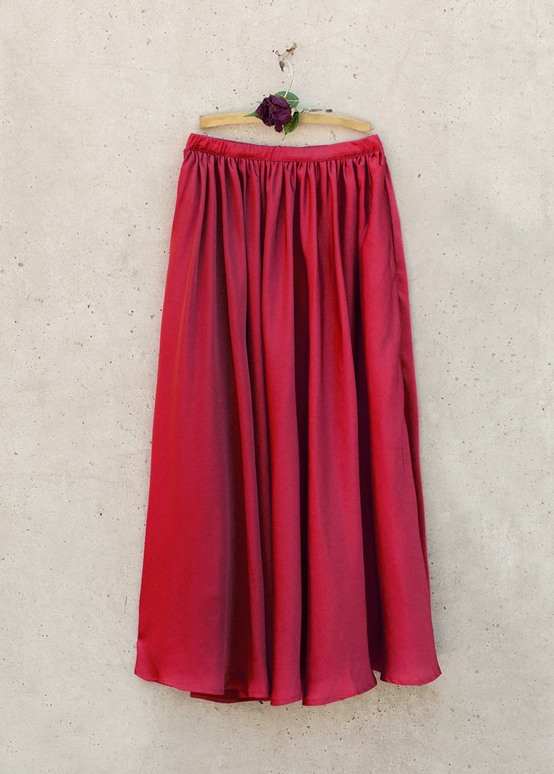 Reine Skirt in Crimson