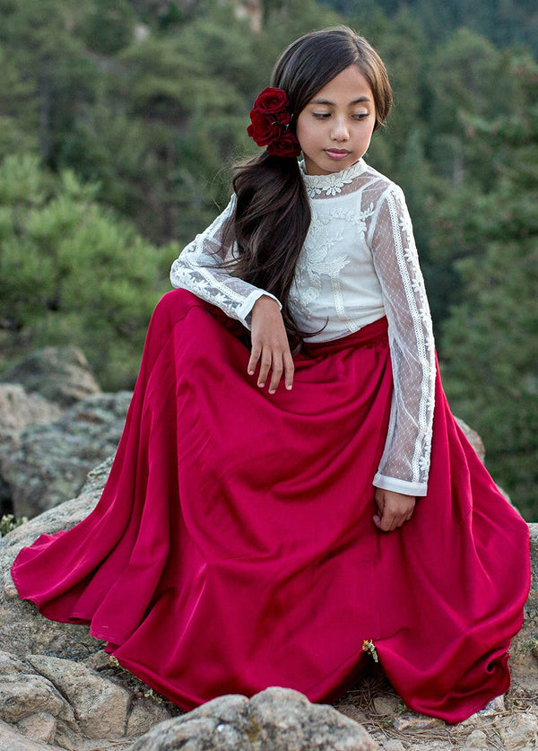 Reine Skirt in Crimson