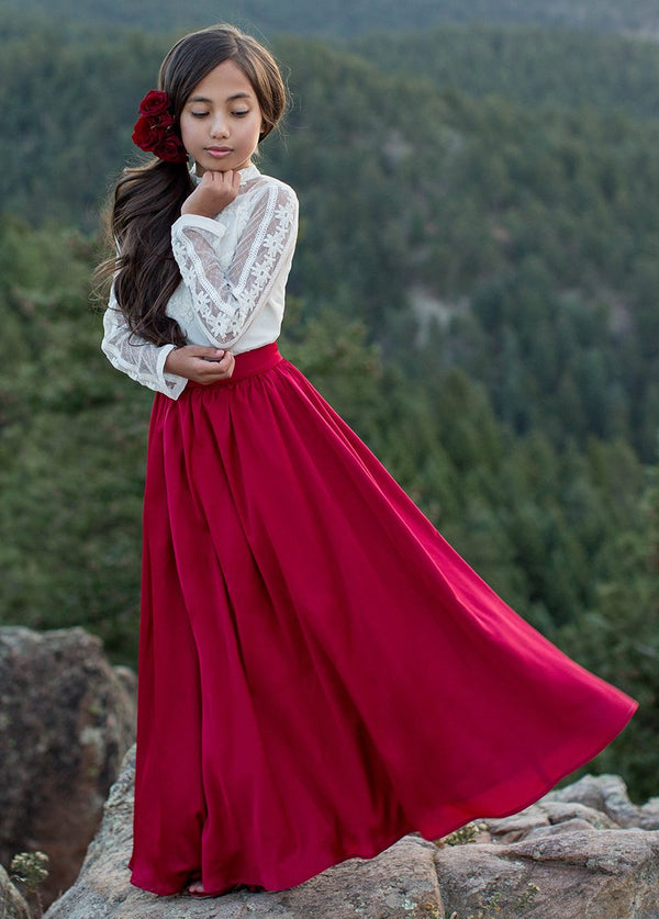 Reine Skirt in Crimson
