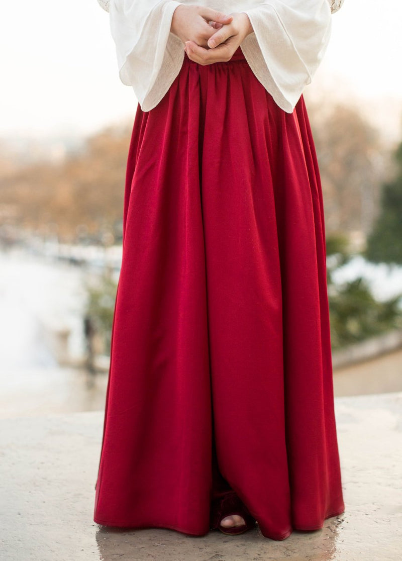 Reine Skirt in Crimson