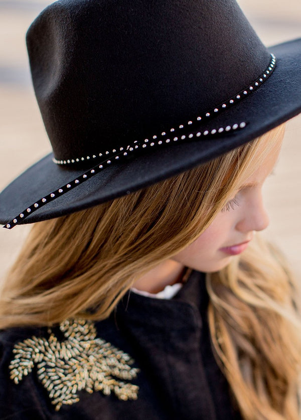 Romina Fedora in Black
