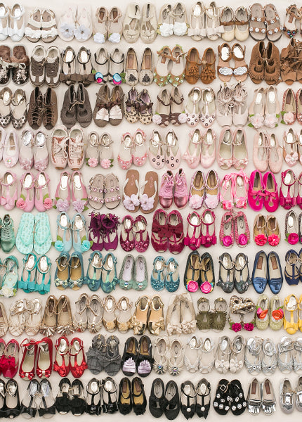 Sample Box -- Girl's Shoes -- 4 Pairs