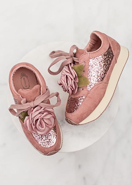 Shay Sneaker in Rose