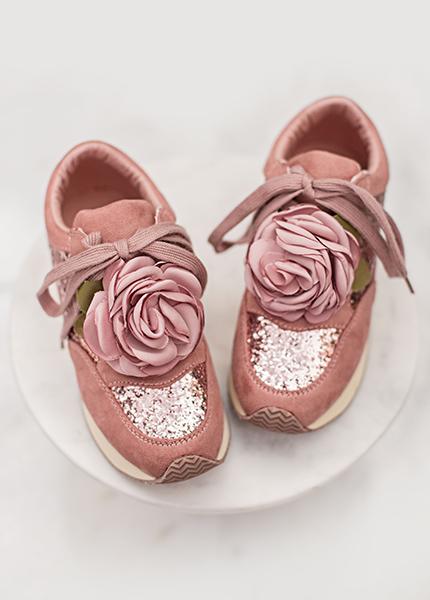 Shay Sneaker in Rose